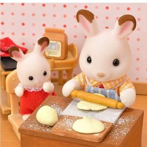 Meet your Posher, Eri